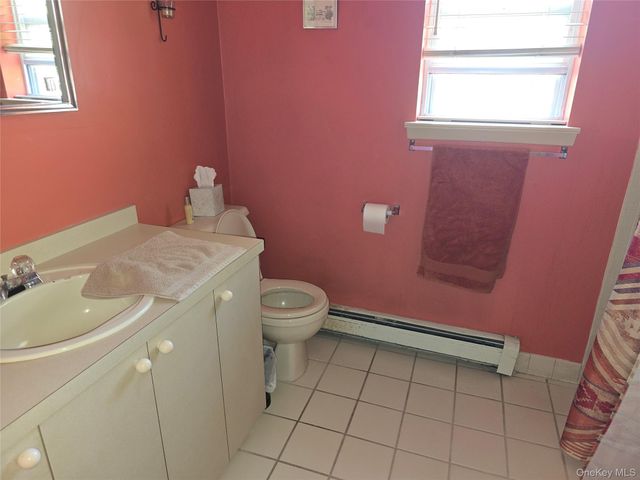 92 Hawthorne Street, Mastic, NY 11950