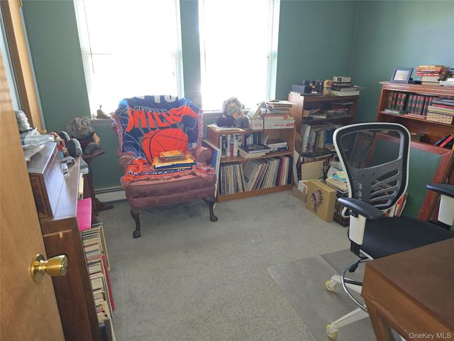 92 Hawthorne Street, Mastic, NY 11950