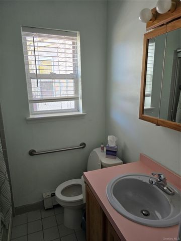 92 Hawthorne Street, Mastic, NY 11950