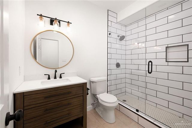 424 Canary Avenue, Mcallen, TX 78504