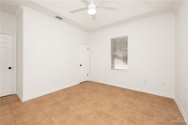 424 Canary Avenue, Mcallen, TX 78504