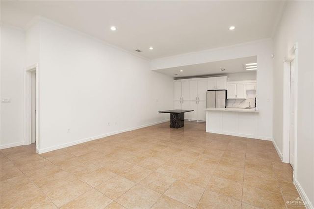 424 Canary Avenue, Mcallen, TX 78504