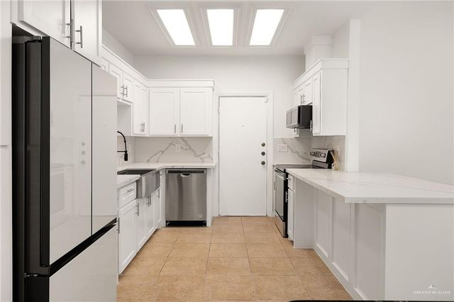 424 Canary Avenue, Mcallen, TX 78504