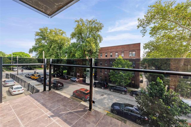 43-12 214th Place 3E, Bayside, NY 11361