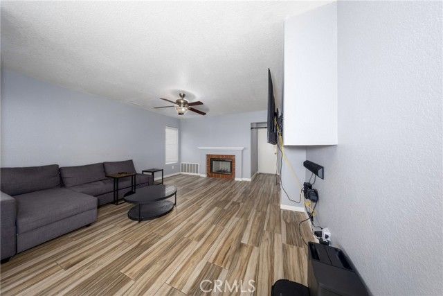 39749 Almansa Court, Murrieta, CA 92562