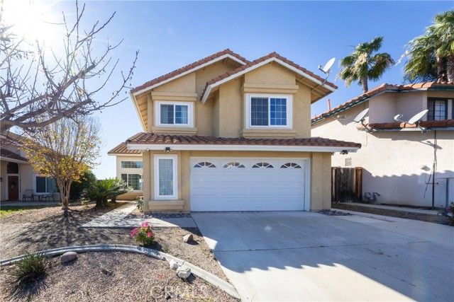39749 Almansa Court, Murrieta, CA 92562