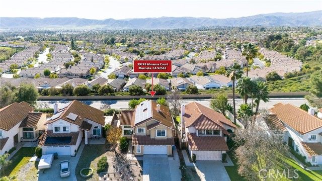 39749 Almansa Court, Murrieta, CA 92562