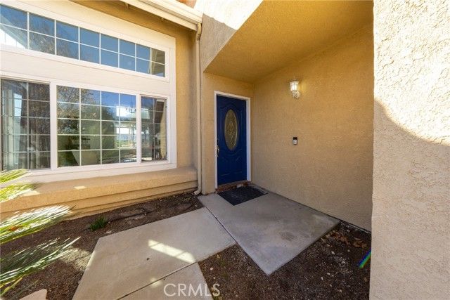 39749 Almansa Court, Murrieta, CA 92562