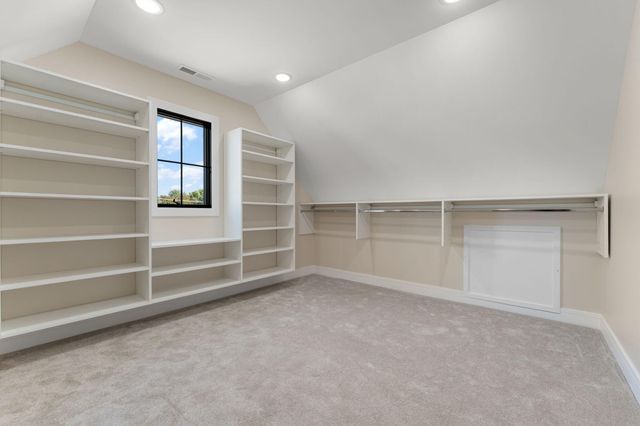 9701 Sweetspire Avenue, St. John, IN 46373
