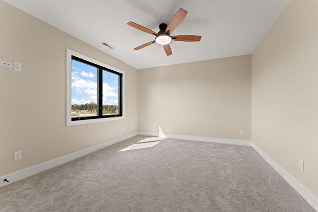 9701 Sweetspire Avenue, St. John, IN 46373