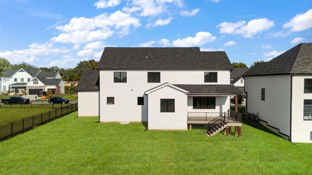 9701 Sweetspire Avenue, St. John, IN 46373