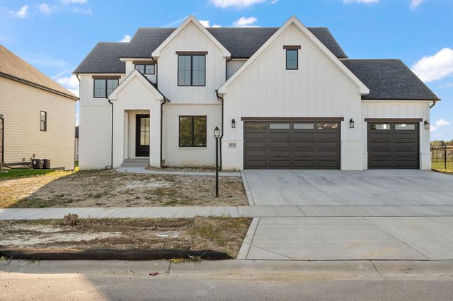 9701 Sweetspire Avenue, St. John, IN 46373