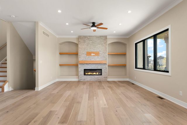 9701 Sweetspire Avenue, St. John, IN 46373