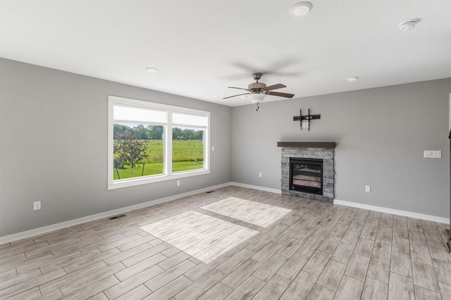 2017 NE Heritage Drive, Grimes, IA 50111