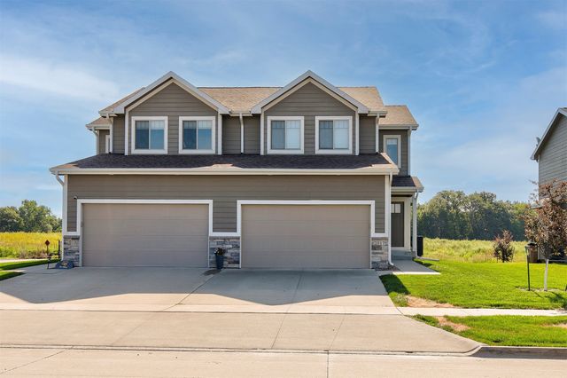 2017 NE Heritage Drive, Grimes, IA 50111
