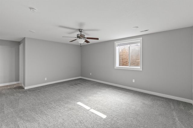 2017 NE Heritage Drive, Grimes, IA 50111