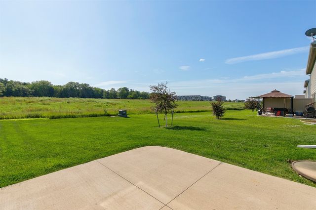 2017 NE Heritage Drive, Grimes, IA 50111