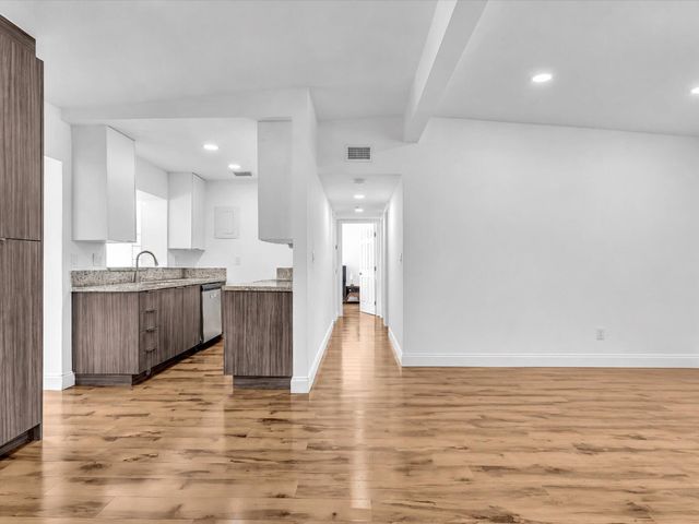 5232 NE 19th Avenue, Pompano Beach, FL 33064