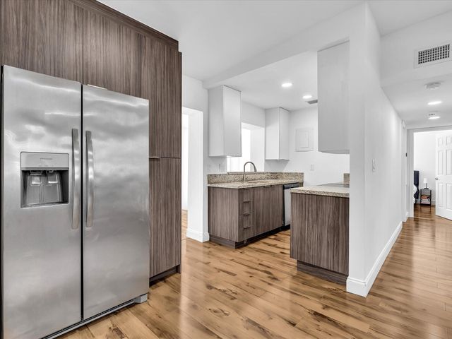 5232 NE 19th Avenue, Pompano Beach, FL 33064
