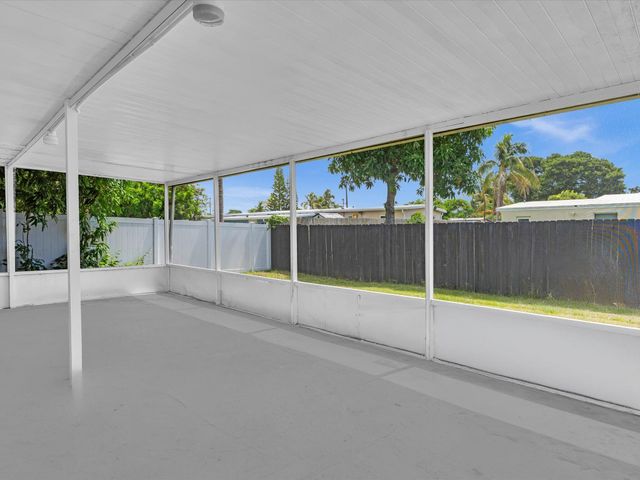 5232 NE 19th Avenue, Pompano Beach, FL 33064
