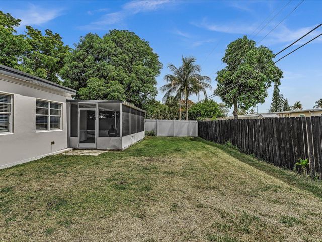 5232 NE 19th Avenue, Pompano Beach, FL 33064