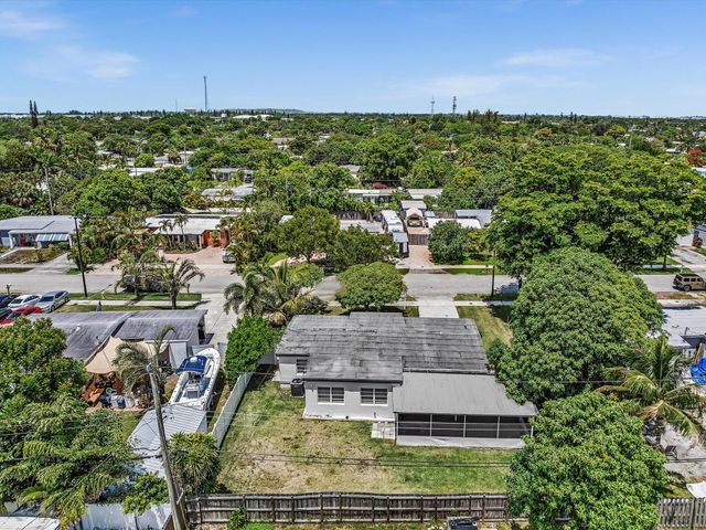 5232 NE 19th Avenue, Pompano Beach, FL 33064