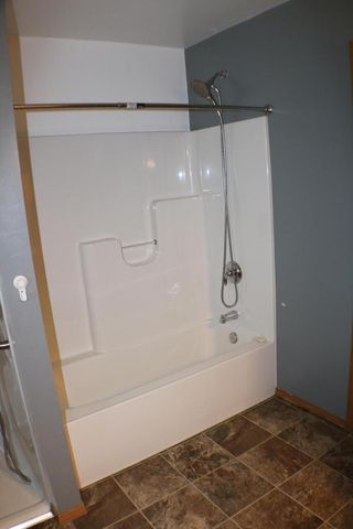1860 Neal COURT, Green Bay, WI 54302