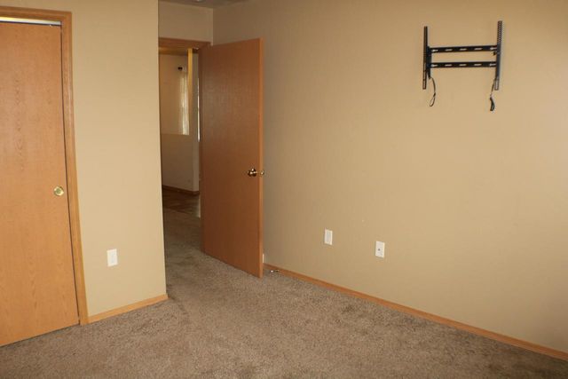 1860 Neal COURT, Green Bay, WI 54302