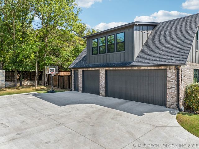 7785 Forest Lane, Tulsa, OK 74132