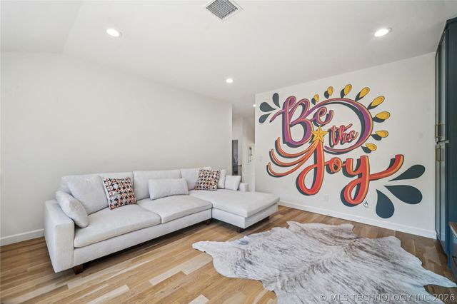 7785 Forest Lane, Tulsa, OK 74132