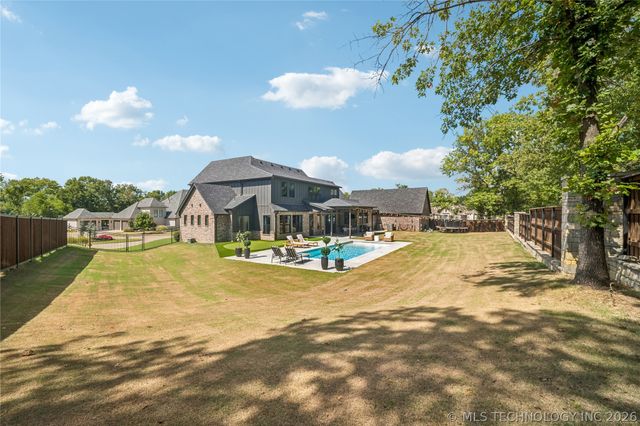 7785 Forest Lane, Tulsa, OK 74132