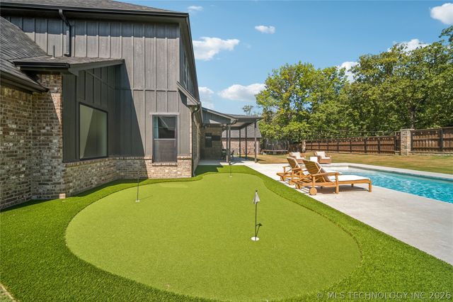 7785 Forest Lane, Tulsa, OK 74132