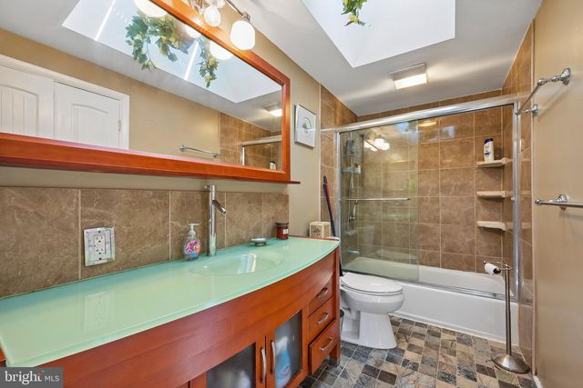 24 RITTENHOUSE CT, Willingboro, NJ 08046