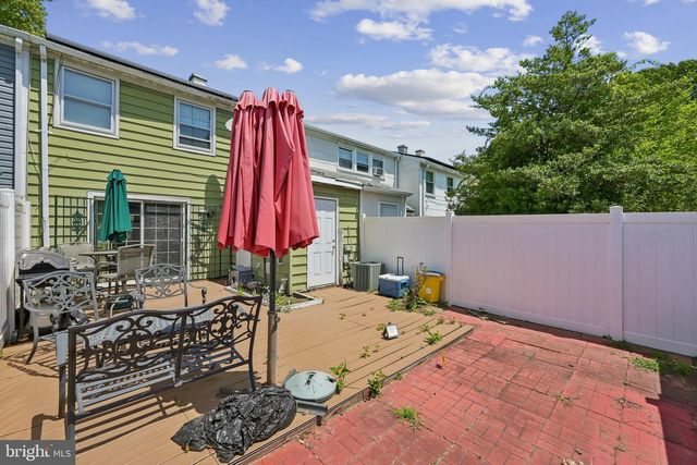 24 RITTENHOUSE CT, Willingboro, NJ 08046