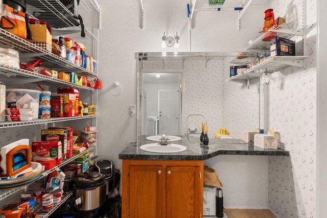 32 Cedar Hill Lane, Moriarty, NM 87035