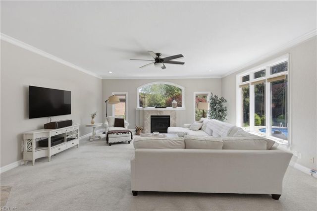 1625 Water View CIR, Chesapeake, VA 23322