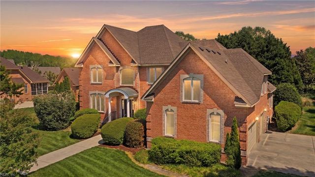 1625 Water View CIR, Chesapeake, VA 23322