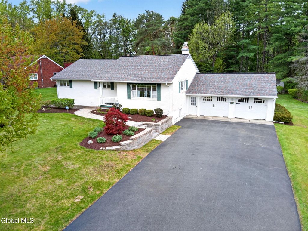 280 Lishakill Road, Colonie, NY 12309