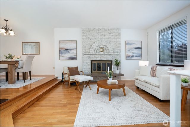 525 E 160th Street, Tacoma, WA 98445