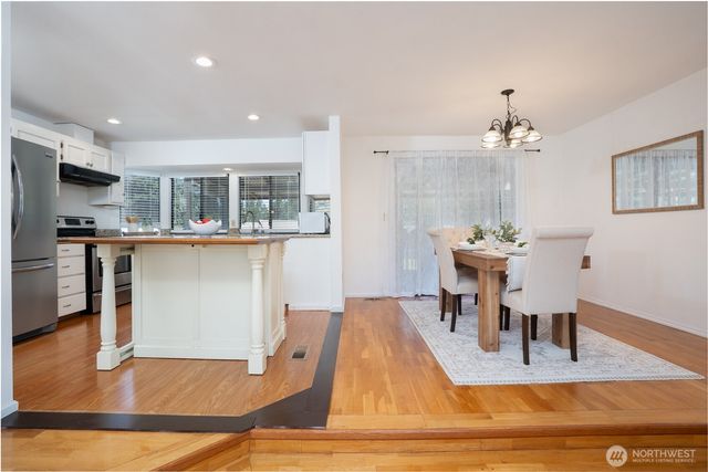 525 E 160th Street, Tacoma, WA 98445