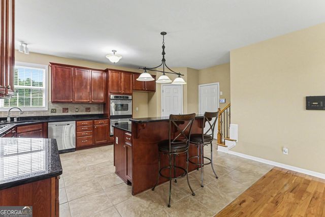 3335 Lake Valley Way, Douglasville, GA 30135