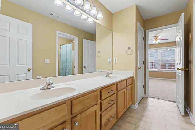 3335 Lake Valley Way, Douglasville, GA 30135