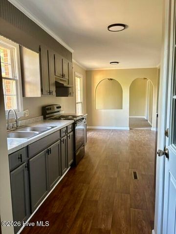 2912 Hodges Road, Kinston, NC 28504