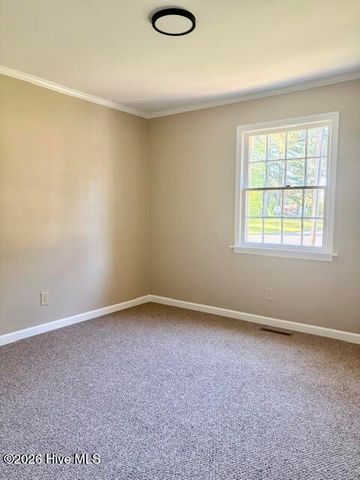 2912 Hodges Road, Kinston, NC 28504