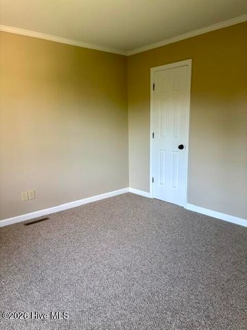 2912 Hodges Road, Kinston, NC 28504