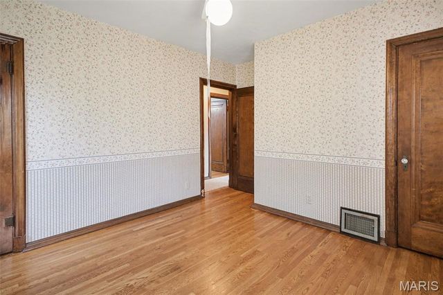 400 Royal Avenue, St Louis, MO 63135