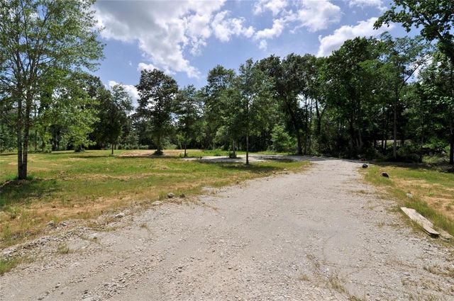 26150 Grand Pines Road, Magnolia, TX 77355