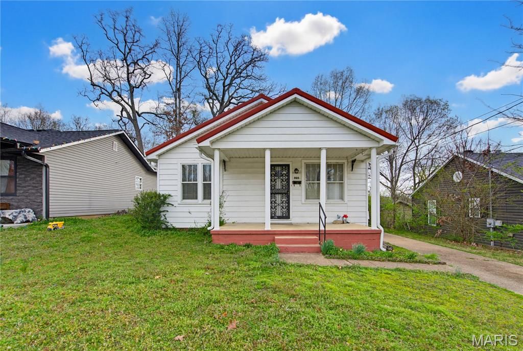 925 Kendall Drive, Poplar Bluff, MO 63901