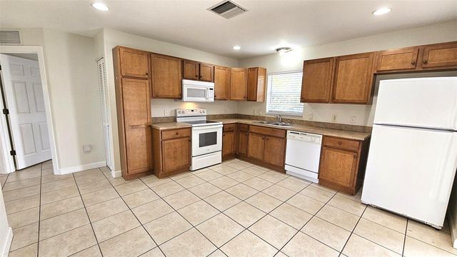 309 BOUNDARY BOULEVARD B, Rotonda West, FL 33947
