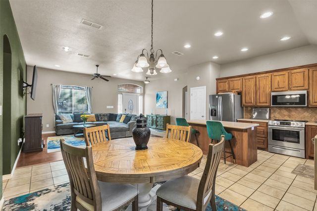 226 King George Road, Ponder, TX 76259